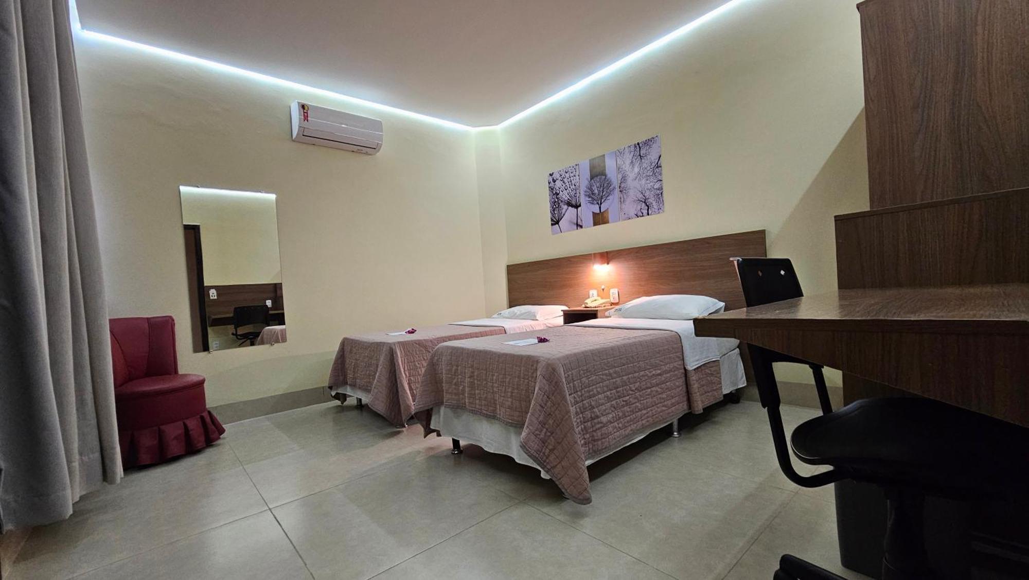 Vitoria Palace Hotel Sinop Exterior foto